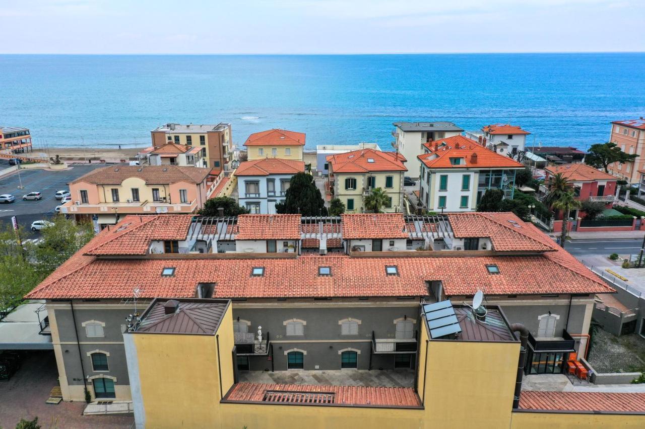 Casa Aurea Tre Posti Letto A 30 Metri Dal Mare Apartment Сан Винченцо Екстериор снимка